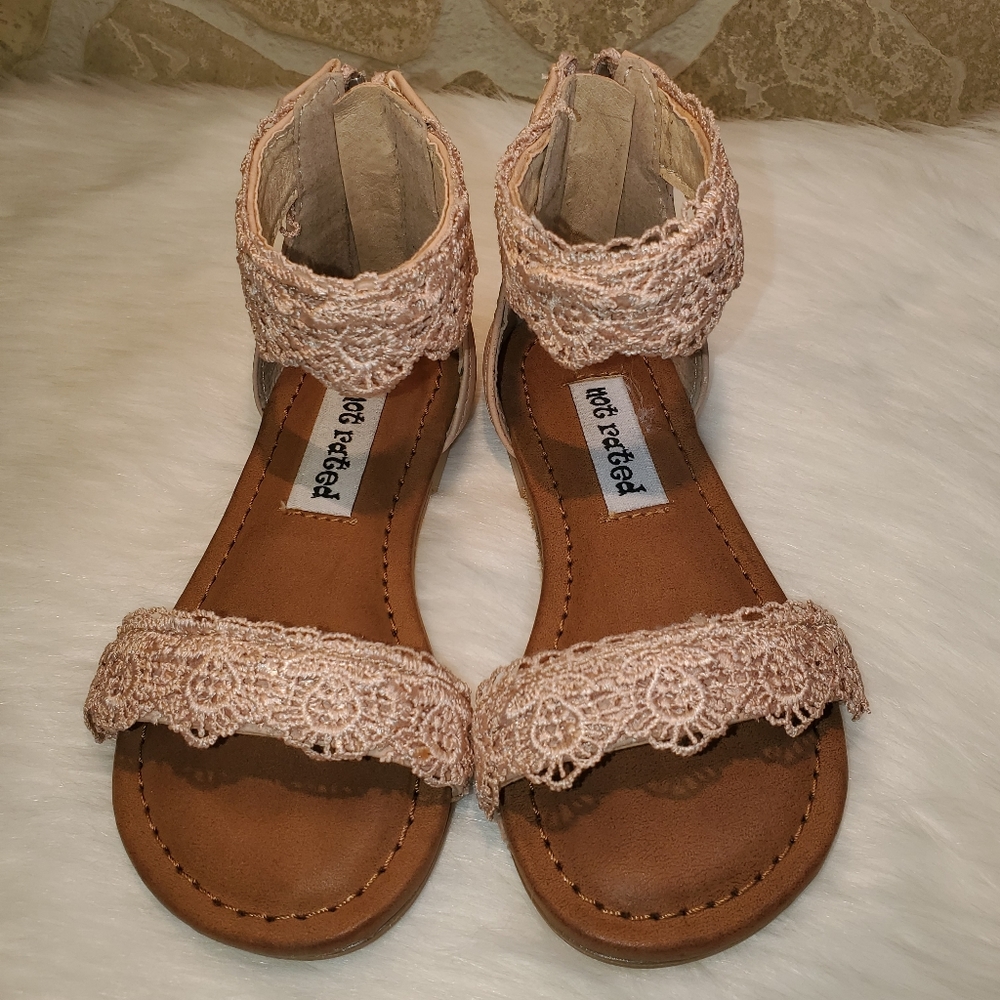 GIRLS SANDALS NOT RATED - Picture 6 of 12
